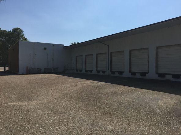 Free Standing Retail Warehouse- Highway 98: 1820 W 15th St, Panama City, FL 32401